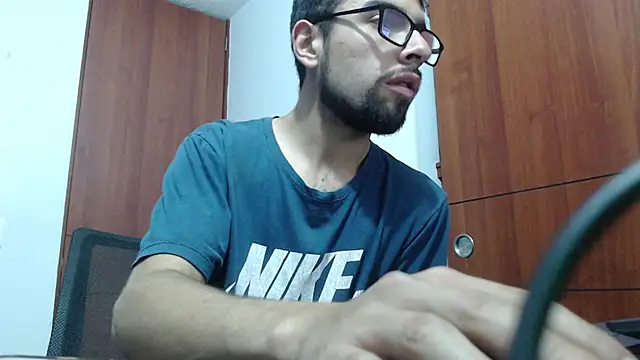 fvckolombianguyy online show from 23, 2, 2025