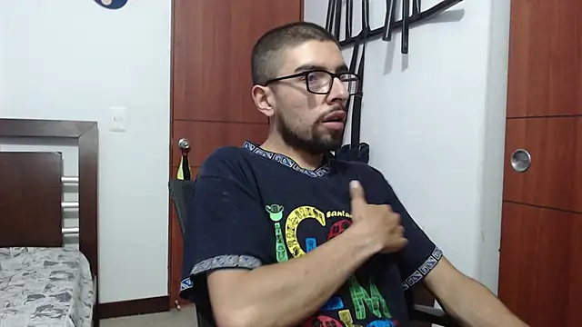 fvckolombianguyy online show from 11, 3, 2025