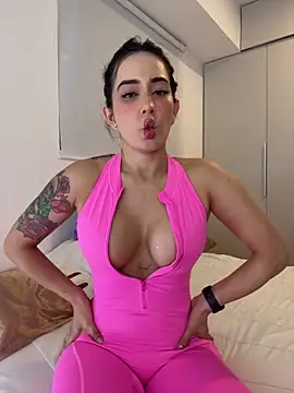 CATALINA RESTREPO online show from 12, 10, 2025