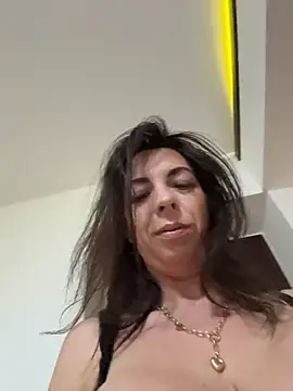 Almmaxxxx online show from 25, 10, 2025