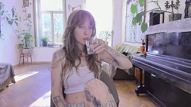 Miranda2 0 online show from 10, 10, 2025