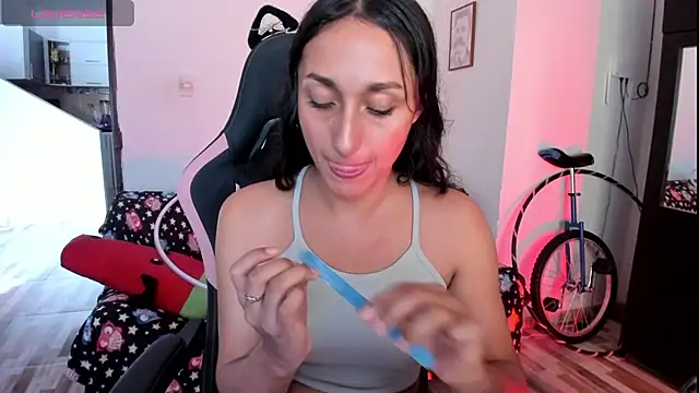 Snapshot of adrena_10 chatting on 6, 3, 2026 adrena 10 online show from 6, 3, 2026