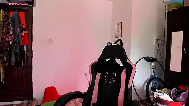 Snapshot of adrena_10 chatting on 25, 3, 2026 adrena 10 online show from 25, 3, 2026