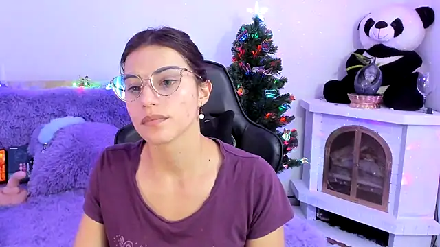 Snapshot of Arenne_rouse chatting on 31, 12, 2024 Arenne rouse online show from 31, 12, 2024