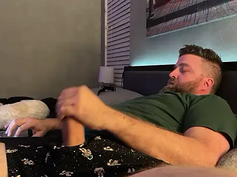 Snapshot of guy5151 chatting on 30, 12, 2024 guy5151 online show from 30, 12, 2024