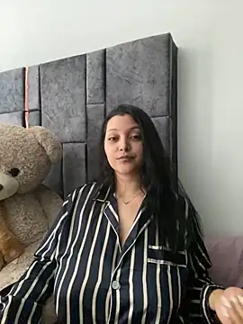MarcellaGriffin online show from 2, 2, 2025