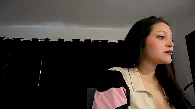 MarcellaGriffin online show from 13, 10, 2025