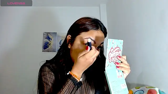 Kylie loveee online show from 29, 11, 2025