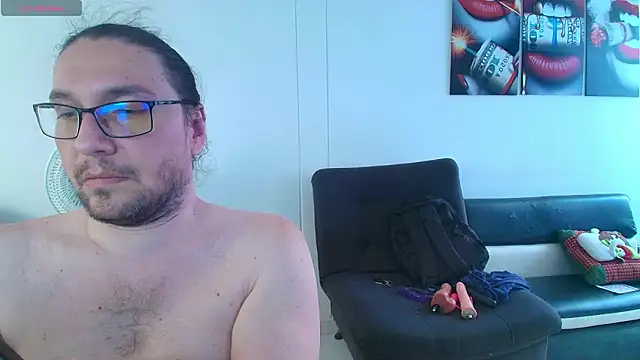 abigail curvy online show from 17, 1, 2026