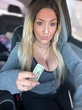 LittleMissEeve online show from 27, 1, 2025