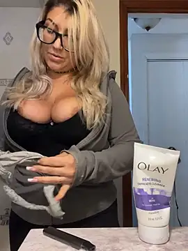 LittleMissEeve online show from 22, 10, 2025