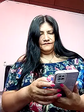 Snapshot of salomexlove_20 chatting on 27, 10, 2025 salomexlove 20 online show from 27, 10, 2025