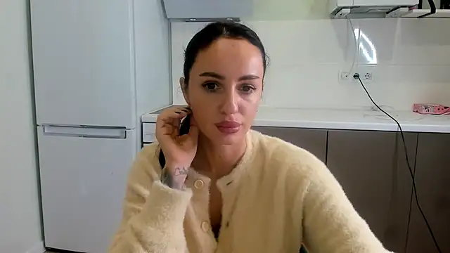 Snapshot of Your_Masha chatting on 27, 10, 2025 Your Masha online show from 27, 10, 2025