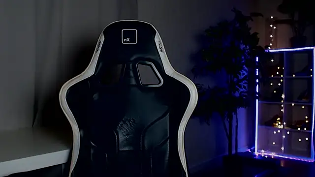 Queensy Sins online show from 12, 9, 2025