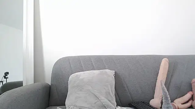 Snapshot of nicole_98 chatting on 8, 10, 2025 nicole 98 online show from 8, 10, 2025