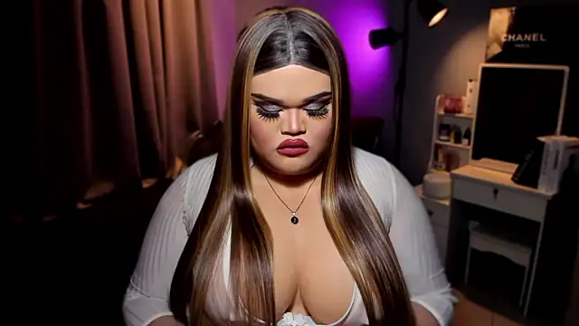 KarolinaThompson online show from 1, 12, 2024