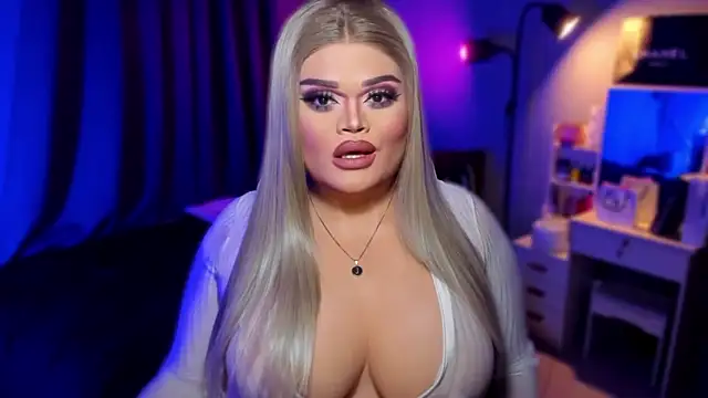 KarolinaThompson online show from 14, 12, 2024