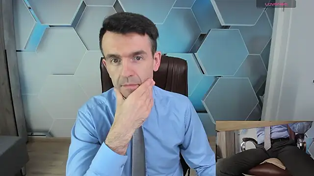 Snapshot of SteveTiger chatting on 10, 2, 2026 SteveTiger online show from 10, 2, 2026