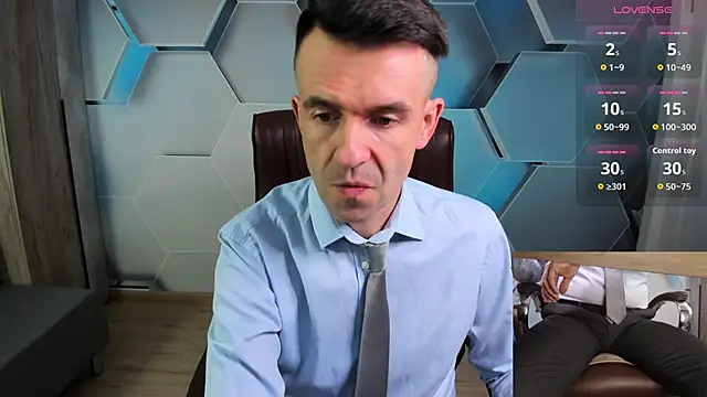 Snapshot of SteveTiger chatting on 5, 3, 2026 SteveTiger online show from 5, 3, 2026