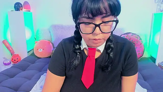 LillyCandy online show from 7, 10, 2025