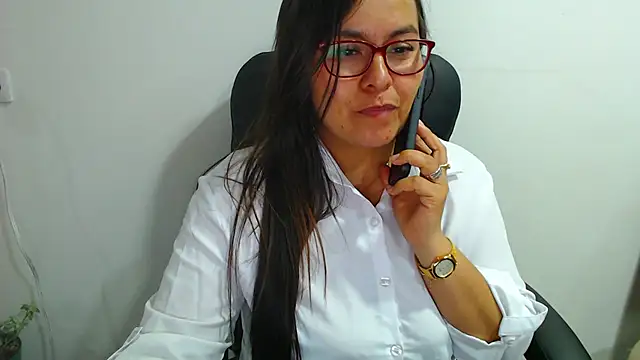 Snapshot of Ixchel_Anaid chatting on 26, 10, 2025 Ixchel Anaid online show from 26, 10, 2025