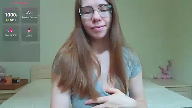 Snapshot of FairyTaylor chatting on 1, 11, 2025 FairyTaylor online show from 1, 11, 2025