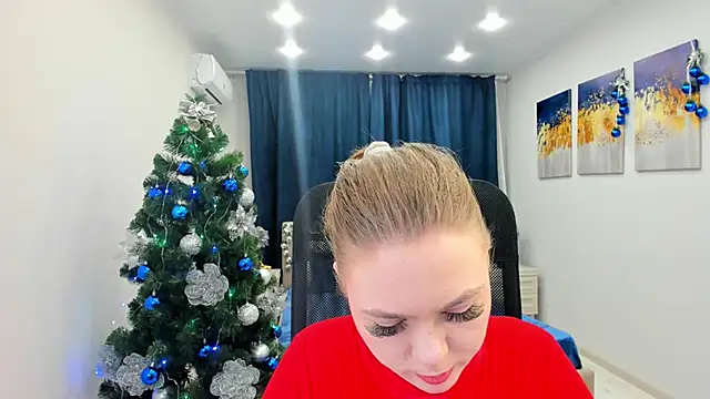 Strawberrye online show from 28, 12, 2024