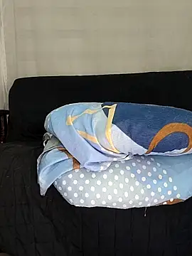 Snapshot of estrella_tasty chatting on 26, 2, 2026 estrella tasty online show from 26, 2, 2026