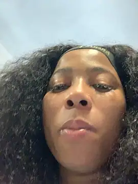 Snapshot of CurvyDesire1 chatting on 20, 9, 2025 CurvyDesire1 online show from 20, 9, 2025