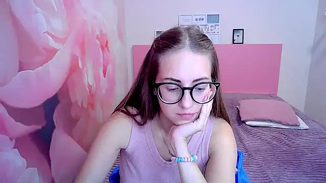 AliceAdams online show from 6, 12, 2024