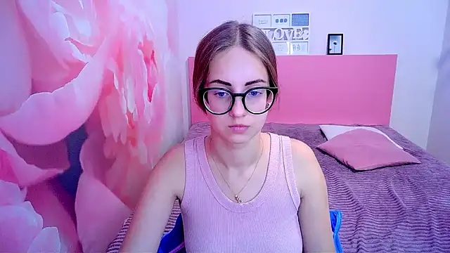 AliceAdams online show from 9, 12, 2024