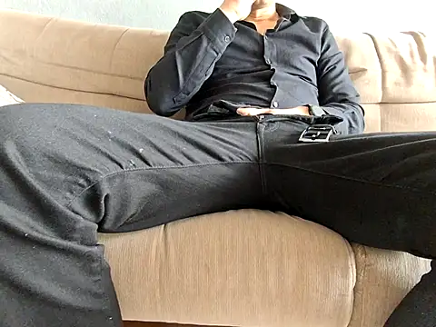 Snapshot of praqun2021 chatting on 23, 3, 2026 praqun2021 online show from 23, 3, 2026