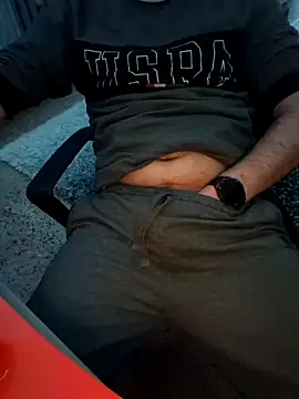 Snapshot of praqun2021 chatting on 31, 3, 2026 praqun2021 online show from 31, 3, 2026