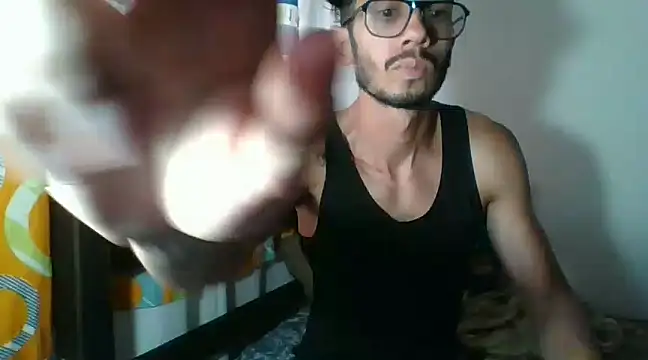 Snapshot of alisterxxx chatting on 17, 12, 2024 alisterxxx online show from 17, 12, 2024