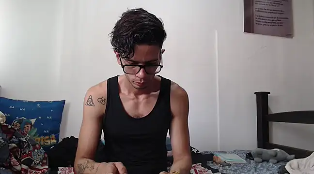 Snapshot of alisterxxx chatting on 21, 1, 2025 alisterxxx online show from 21, 1, 2025