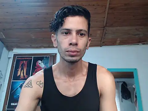 Snapshot of alisterxxx chatting on 24, 1, 2025 alisterxxx online show from 24, 1, 2025