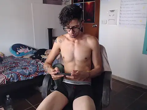 Snapshot of alisterxxx chatting on 24, 1, 2025 alisterxxx online show from 24, 1, 2025