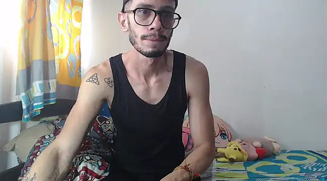 Snapshot of alisterxxx chatting on 12, 3, 2025 alisterxxx online show from 12, 3, 2025