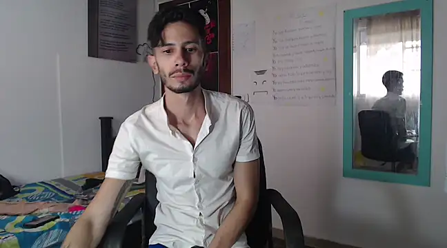 Snapshot of alisterxxx chatting on 13, 3, 2025 alisterxxx online show from 13, 3, 2025