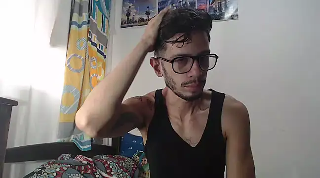 Snapshot of alisterxxx chatting on 14, 3, 2025 alisterxxx online show from 14, 3, 2025