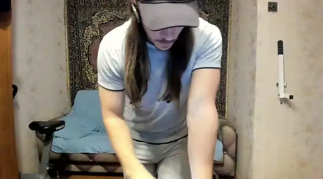Marrymepls online show from 1, 1, 2025
