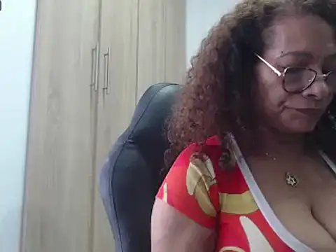 BustyMilf  online show from 15, 1, 2025