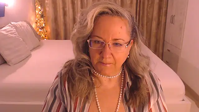 Raisshy online show from 3, 3, 2026