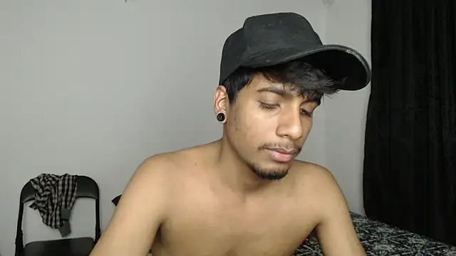 Snapshot of stevenosori chatting on 8, 11, 2025 stevenosori online show from 8, 11, 2025