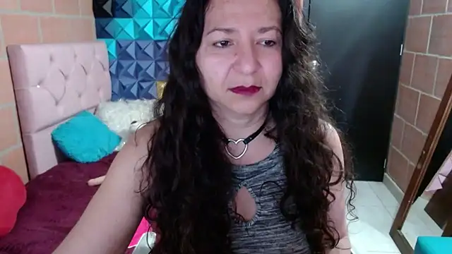 katifoxx online show from 5, 1, 2025