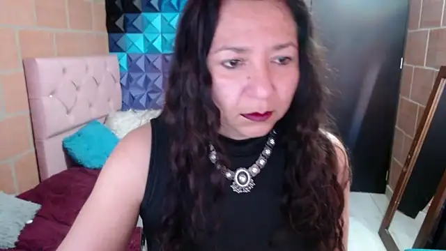 katifoxx online show from 17, 1, 2025