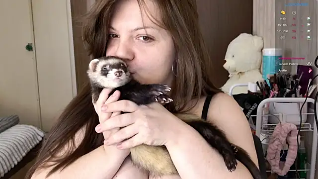 Snapshot of cutewhip chatting on 23, 10, 2025 cutewhip online show from 23, 10, 2025