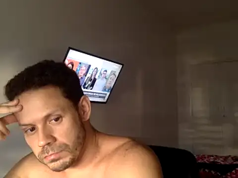 Snapshot of FelipeRiver chatting on 6, 1, 2026 FelipeRiver online show from 6, 1, 2026