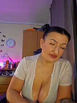 Hotangel75 online show from 8, 2, 2026