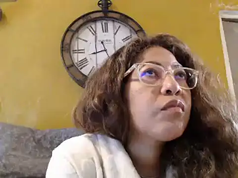 mila38 online show from 27, 2, 2025